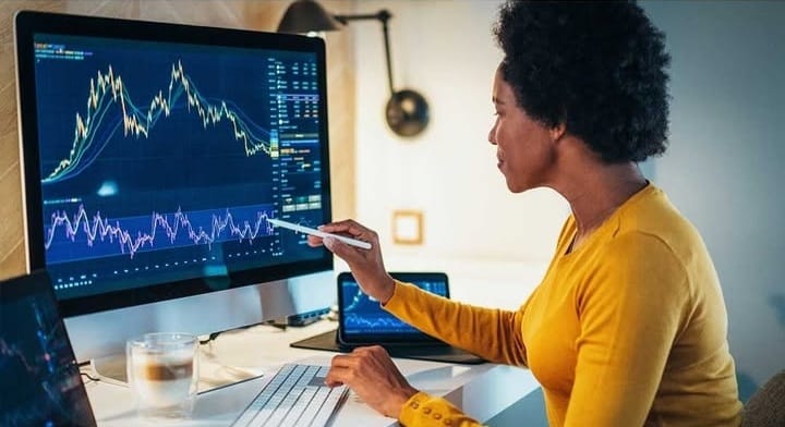 a girl trading